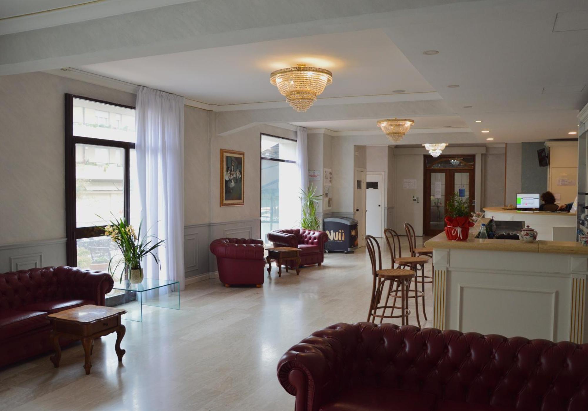 Nouvel Hotel Des Bains Пезаро Экстерьер фото
